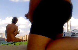 XXX Alemana madura inspecciona videos caseros de sexo en publico dos pollas.